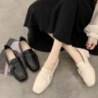 Plain Knot Block Heel Loafers