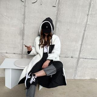Hooded Reversible Dumble Zip Coat