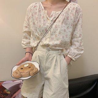 Floral Short-sleeve Top / Plaid Shorts / Set