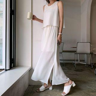 Sleeveless Flared Maxi Layered Dress