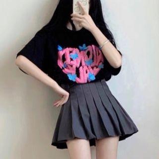 Short-sleeve Heart Print T-shirt / Pleated Mini A-line Skirt / Set