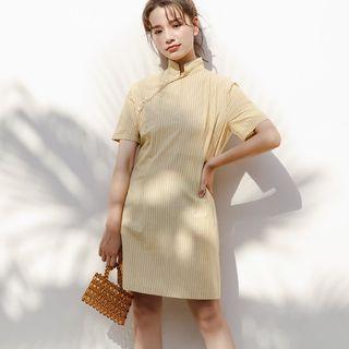 Striped Short-sleeve Qipao