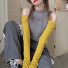 Two-tone Cold-shoulder Sweater / Straight-fit Jeans