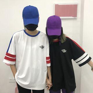 Contrast-collar Embroidered Short-sleeve Tee