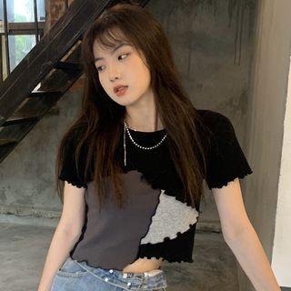 Short-sleeve Lettuce Edge Asymmetrical Hem Color Block Cropped T-shirt