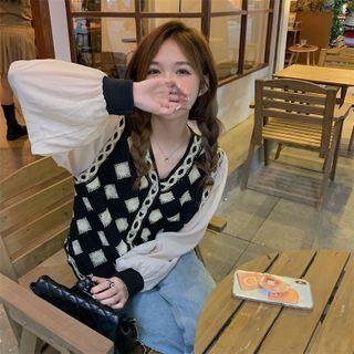 Plaid Sweater Vest Black & Almond - One Size