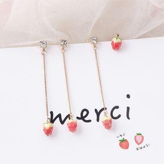 Non-matching Metal Strawberry Dangle Earring