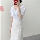 V-neck Short-sleeve T-shirt / Midi A-line Skirt