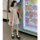 Sleeveless Floral A-line Dress / Short-sleeve Crew Neck T-shirt