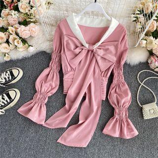 V-neck Ruched Long-sleeve Crop Top