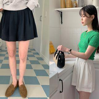 Wide-leg Pintuck Shorts