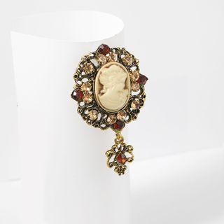 Retro Crystal Alloy Brooch  - As Shown In Figure