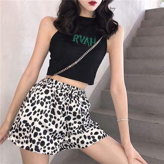 Letter Printed Cropped Tank Top / Leopard Printed Wide-leg Shorts