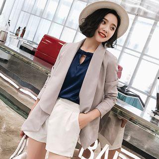 Set: + Wide Leg Shorts + Blazer + Cutout Top