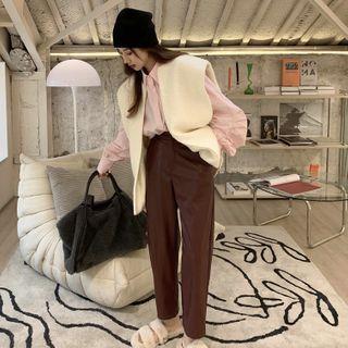 Plain Furry Vest / Plain Shirt / Plain Faux Leather Pants
