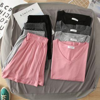 Set: Plain Short-sleeve T-shirt + Band-waist Wide-leg Shorts