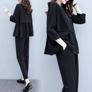 Set: Striped Panel 3/4-sleeve Blouse + Cropped Pants
