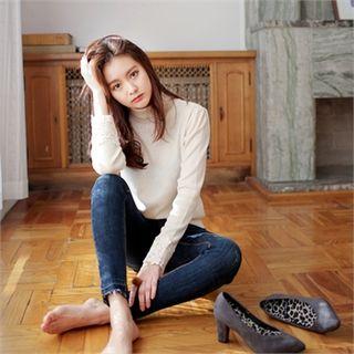 Turtle-neck Lace-trim Knit Top