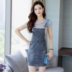 Se: Pinstriped Short-sleeve T-shirt + Denim Jumper Dress