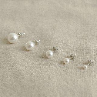 Swarovski Pearl Ear Stud In 5 Sizes