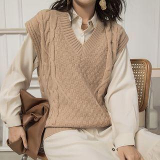 V-neck Cable Knit Vest Khaki - One Size