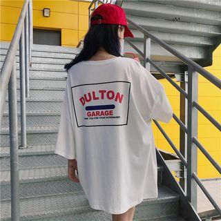 3/4-sleeve Lettering Slit T-shirt