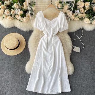 Short-sleeve V-neck Open-back Embossed Floral Dress