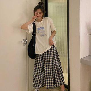 Plaid Midi A-line Skirt / Short-sleeve Printed T-shirt