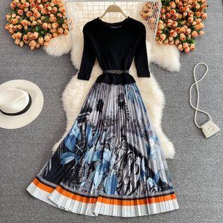 Knit Panel Printed Pleated Maxi Dress