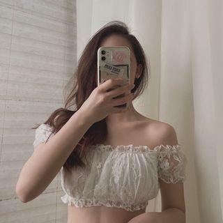 Off-shoulder Puff-sleeve Lace Cropped Top