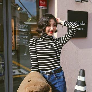 High-neck Stripe Ribbed Top