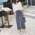 Set: Elbow Sleeve V-neck T-shirt + Wide-leg Pants