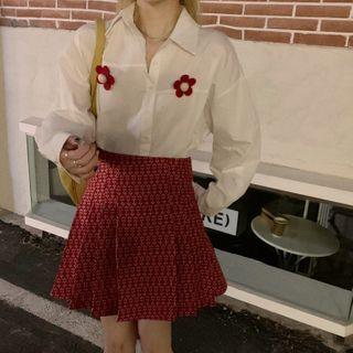 Flower Shirt / Patterned Pleated Skirt