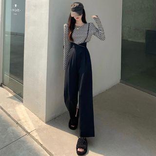 Printed Skinny Crop T-shirt / Wide-leg Jumper Pants
