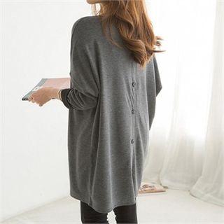 Dolman-sleeve Button-back T-shirt