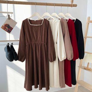 Long-sleeve Round Neck Lace Dress