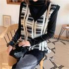 V-neck Plaid Knit Vest Black - One Size