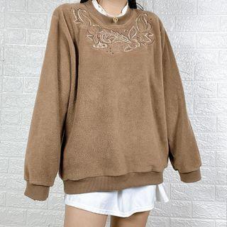 Over-size Embroidery Long Sleeve Sweatshirt