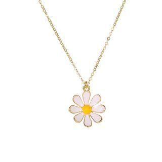 Flower Pendant Necklace Gold - One Size
