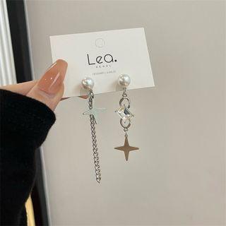 Star Rhinestone Faux Pearl Asymmetrical Alloy Dangle Earring 1 Pair - Silver - One Size