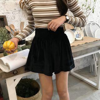Elastic Waist Velvet Shorts