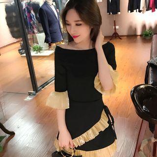 Set: Off-shoulder Ruffled Top + A-line Skirt
