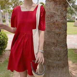 Plain Linen Loose-fit Short-sleeve Dress