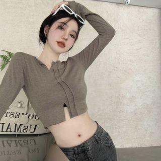 Long-sleeve V-neck Split Cropped Top