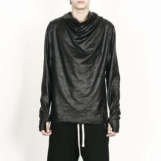 Mock-neck Glossy Coating T-shirt