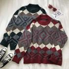 Color-block Argyle Loose-fit Long-sleeve Sweater
