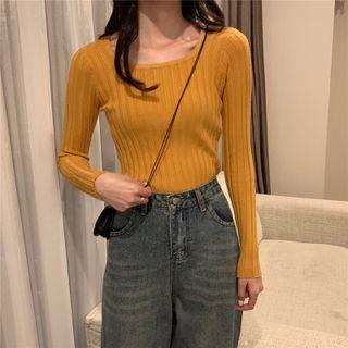 Long-sleeve Scoop-neck Ribbed Knit Top