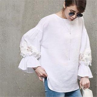 Bell-sleeve Lace-detail Linen Top
