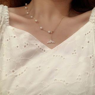 Asymmetric Whale Tail Pendant Faux Pearl Necklace Gold - One Size
