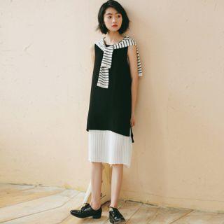 Mock Two-piece Sleeveless Pleated Panel Midi Dress